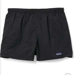 NTW Patagonia Black Medium women’s Baggies shorts 5”